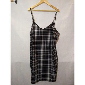 Shein Women's Black White Plaid V-Neck Spaghetti Strap Mini Dress Size 4XL